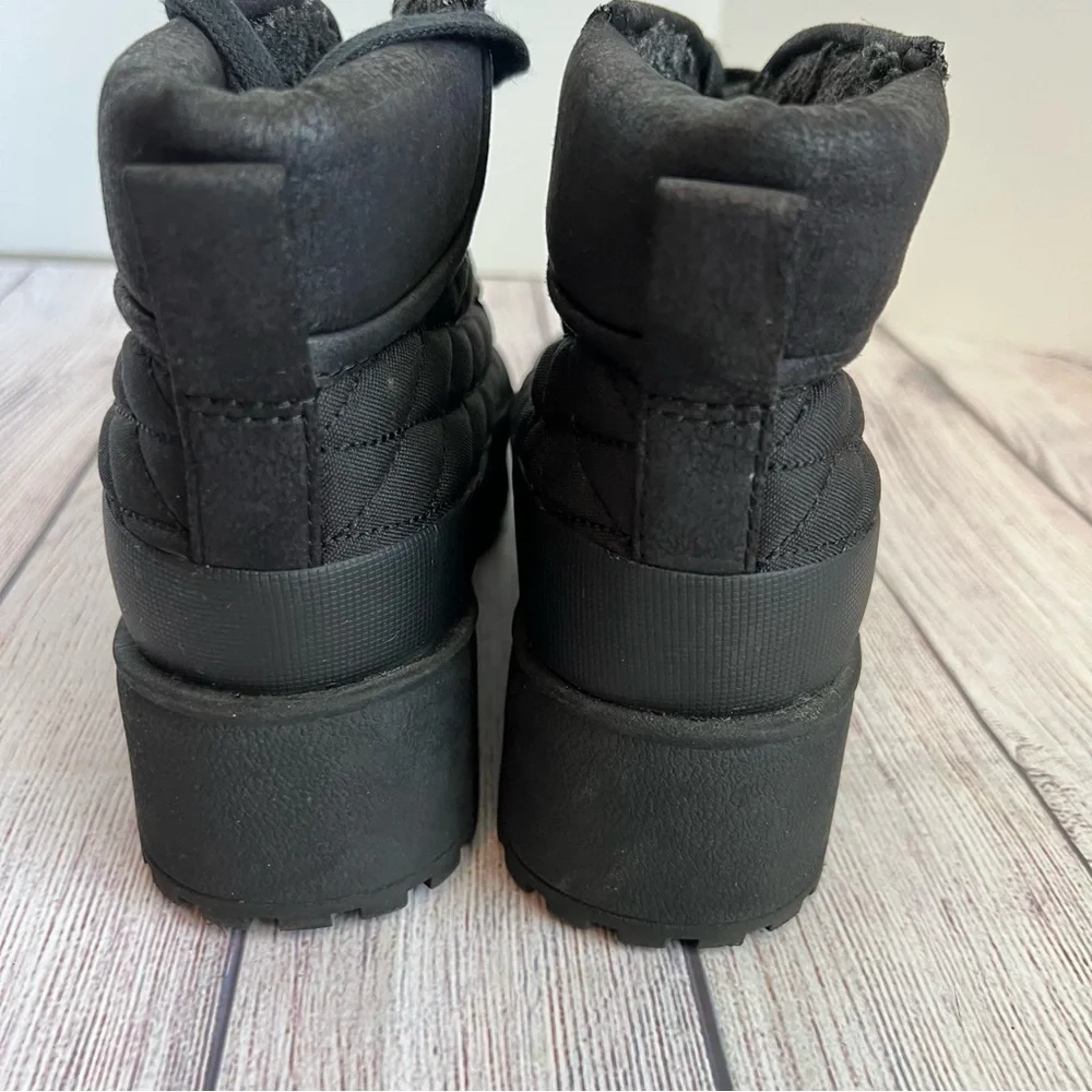 Lucky Brand Akonn Black Quilted Winter Boots 9.5